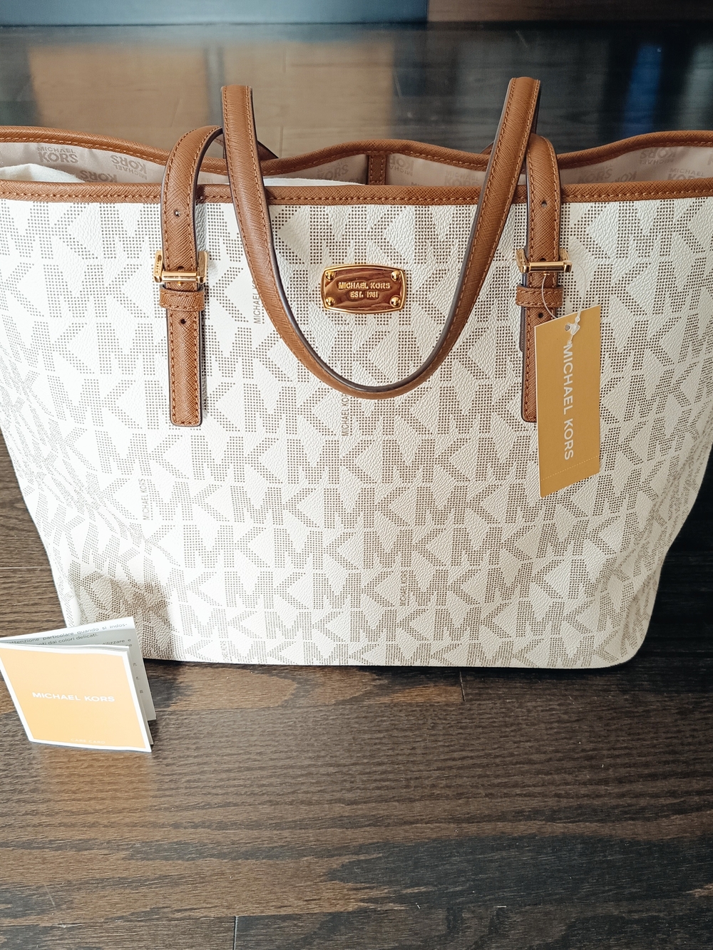 Michael Kors Travel Jet Set Tote Vanilla